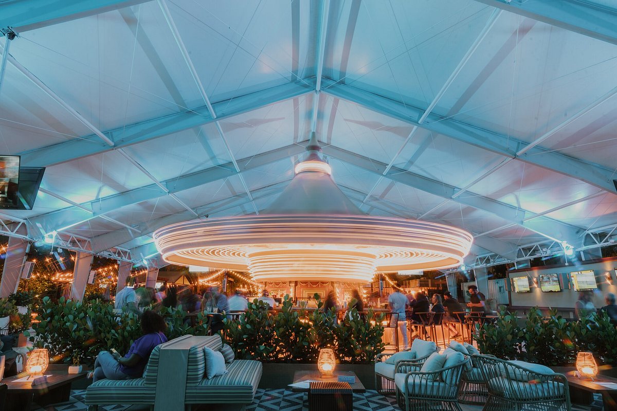 Covered pavilion lounge